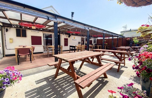 Hythe Cabaña | 2 bedroom accommodation in Palmarsh, near Dymchurch