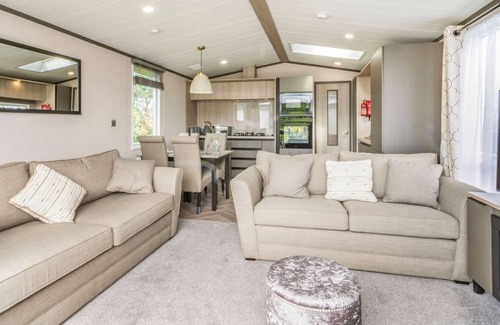 West Heslerton Cabaña | 2 bedroom accommodation in Malton