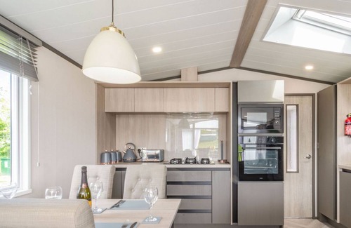 West Heslerton Cabaña | 2 bedroom accommodation in Malton