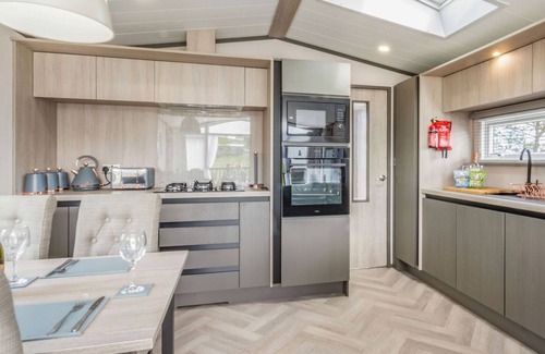 West Heslerton Cabaña | 2 bedroom accommodation in Malton