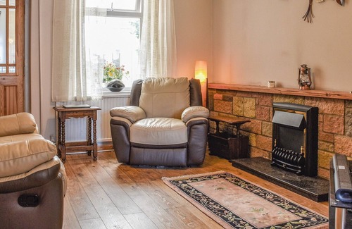 Margam Cabaña | 2 bedroom accommodation in Morriston, near Swansea