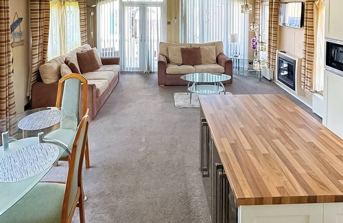 Towyn Cabaña | 2 bedroom accommodation in Towyn