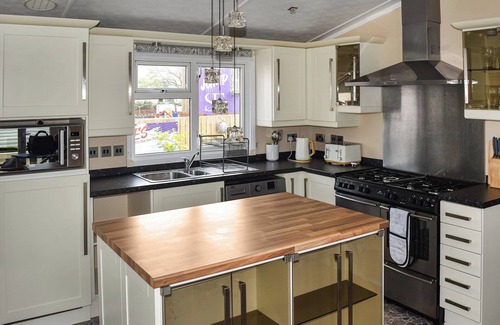 Towyn Cabaña | 2 bedroom accommodation in Towyn