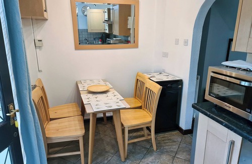 Conwy Cabaña | Alojamiento de 2 habitaciones en Rowen, cerca de Conwy