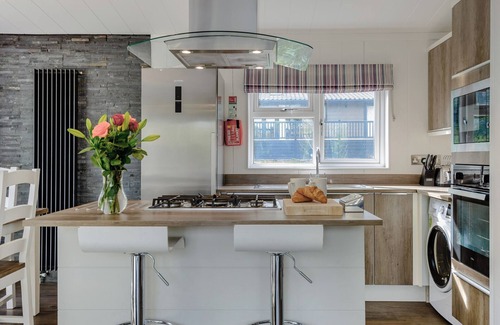 Ryde Chalet De Esquí | Alojamiento de 2 habitaciones en Wootton Bridge, Nr Cowes