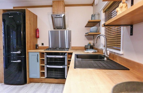 New Forest District Chalet De Esquí | 2 bedroom accommodation in Godshill, Fordingbridge