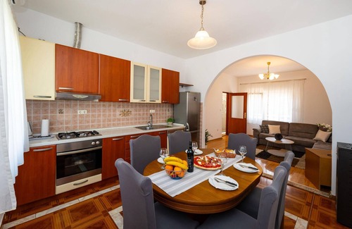 Galovac Apartamento | Increíble apartamento de 2 habitaciones.