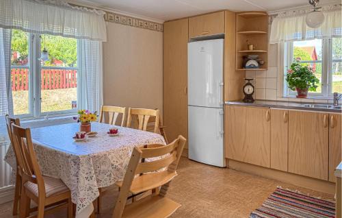 Flisby Apartamento | 2 Bedroom Amazing Apartment In Flisby
