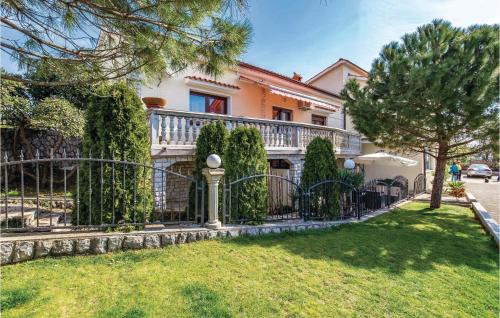Sarsoni Apartamento | 2 Bedroom Amazing Apartment In Rijeka