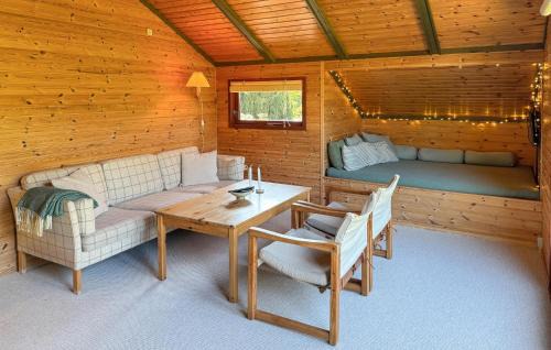 Roneklint Casa | 2 Bedroom Amazing Home In Præstø