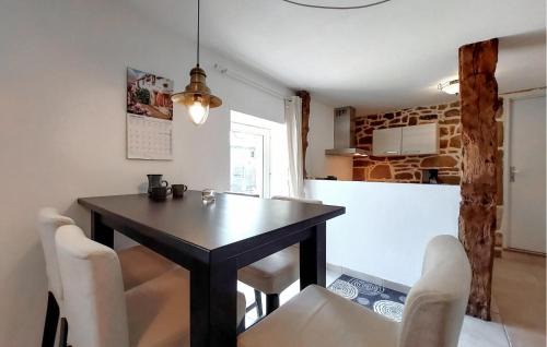 Guermeur Casa | 2 Bedroom Amazing Home In Melrand