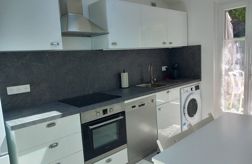 Bastide Giraud Apartamento | 2 Bedroom Apartment in Villeneuve-Loubet