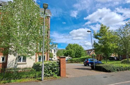 Frampton on Severn Apartamento | 2 bedroom apartment in Stratford upon Avon with free onsite parking