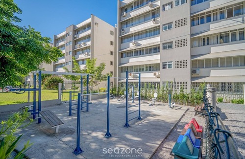 Centro Apartamento | 2 Bedroom Apart in the Center of Floripa Jfm0101