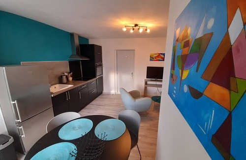 La Roche-Posay Apartamento | Apartamento con 2 habitaciones cerca del centro y de los baños termales, con Wi-Fi
