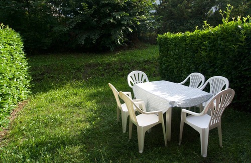 Esquieze-Sere Apartamento | Apartamento de 2 dormitorios 5/6 personas con jardín.