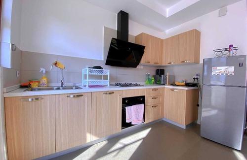 Gede Apartamento | 2-bedroom apartment in marvelous Kilifi County with AC beach Front and flowers