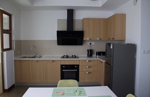 Gede Apartamento | 2-bedroom apartment in marvelous Kilifi County with AC beach Front and flowers