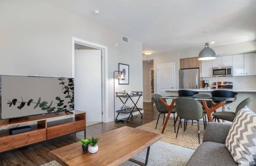 South of Market Apartamento | 2 Bedroom Apartment L-466410 by Houzlet