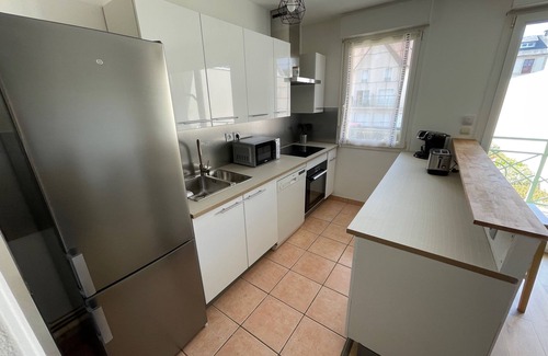 Lion-sur-Mer Apartamento | 2 bedroom apartment - 50m from the sea - residence parking