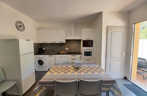 Galeria Apartamento | 2-bedroom apartment heated pool wifi air conditioning 7 min beach and 1 min river