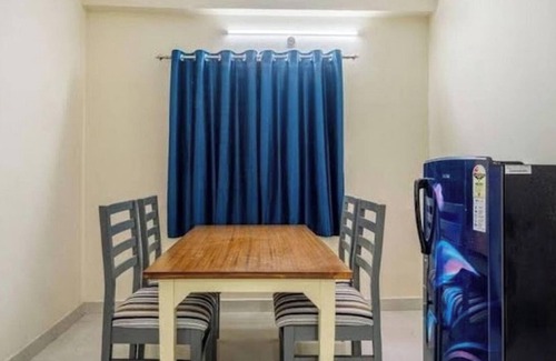 Kukatpally Housing Board Colony Apartamento | 2-bedroom apartment in welcoming Hyderabad with AC, WiFi