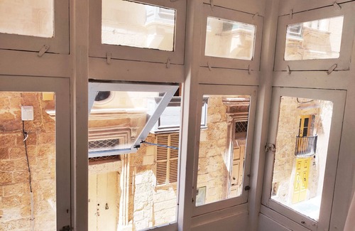 Madliena Apartamento | 2 bedroom apartment in the Capital city Valletta!