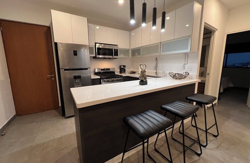 Monterrey Municipality Apartamento | 2-bedroom apartment in welcoming Monterrey with AC, WiFi Balconies amazing views