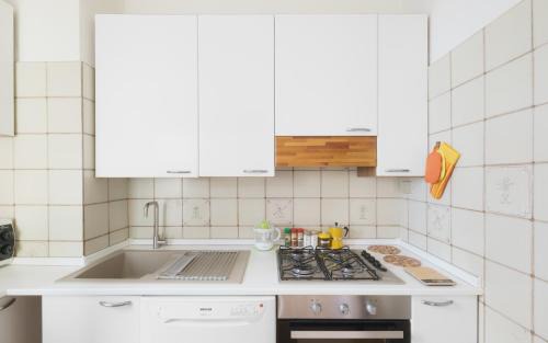 Alba Apartamento | 2-Bedroom Apartment in Alba with Free Parking and Air Conditioning