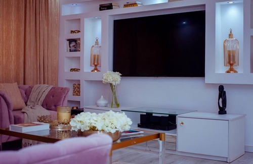 Belas Apartamento | 2-bedroom apartment in charming Kilamba with WiFi, AC. Relax and enjoy