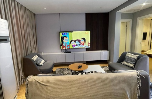 Wuse 2 Apartamento | 2-bedroom apartment in British town wuse Abuja with AC, WiFi,Snooker And Spa