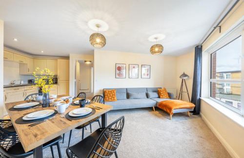 Hatfield Apartamento | 2 Bedroom Apartment in Hatfield - Gated Free Parking - Amazing for Contractors - Private Bathrooms - Near University & Business Park - Big savings on Longer Stays