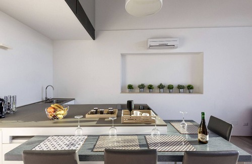 Abbadia di Montepulciano Apartamento | 2 Bedroom Apartment in Abbadia