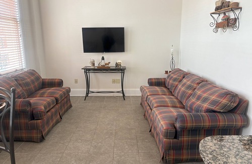 Lorain Apartamento | 2-bedroom apartment in Lorain