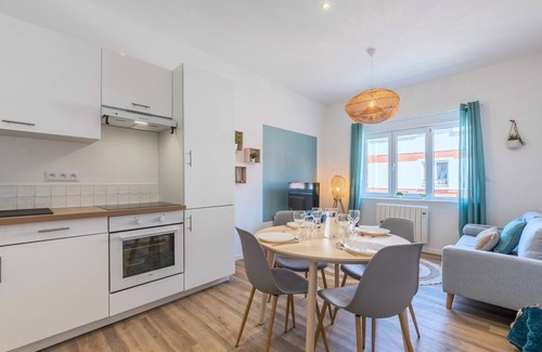 Roubaix Apartamento | 2 bedroom apartment near tram, CHR + parking