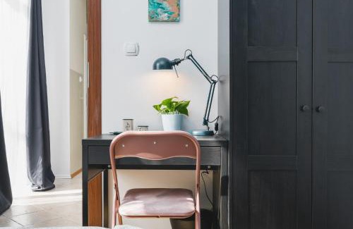Stare Miasto Apartamento | 2 Bedroom Apartment Next To The Main Railway Station - by Upstairs