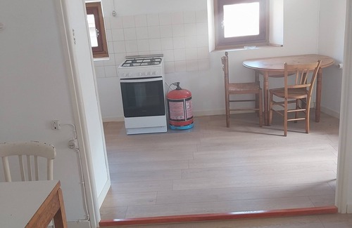 Lavelanet Apartamento | 2-bedroom apartment, second floor.