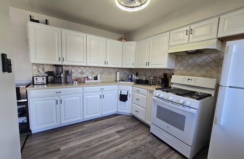 Southeastern Sacramento Apartamento | 2-bedroom apartment in wonderful Sacramento with WiFi