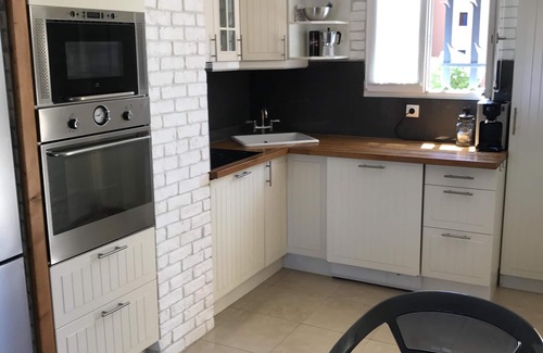Port Cogolin Apartamento | Apartamento de 2 dormitorios con piscina y parking subterráneo.