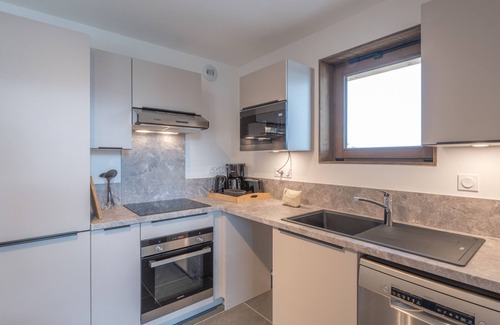 Eclose-Est Apartamento | Apartamento de 2 dormitorios con balcón en el centro de Alpe d'Huez