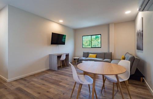 El Zonte Apartamento | 2 Bedroom Apartment with full beds and bunk beds