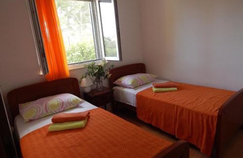 Cove Osibova (Milna) Apartamento | 2 bedroom apartment with terrace