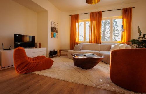 Zwevegem Apartamento | 2-Bedroom Apt Above Venti Restaurant Near Xpo