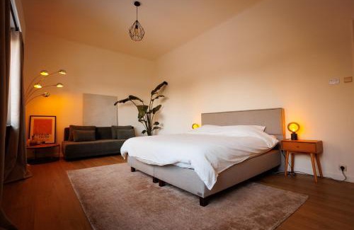 Zwevegem Apartamento | 2-Bedroom Apt Above Venti Restaurant Near Xpo