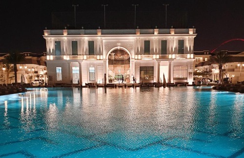 Lusail Apartamento | 2 bedroom at Les Maisons Blanches Luxury Compound, housekeeping & pool & gym