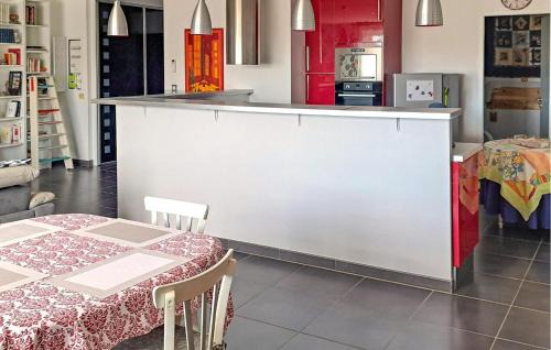 Sauvian Apartamento | 2 Bedroom Awesome Apartment In Sauvian