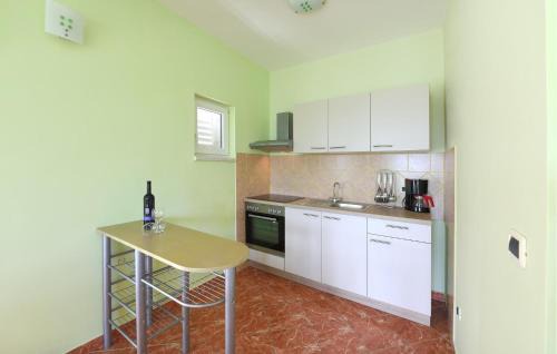Ugljan Apartamento | 2 Bedroom Awesome Apartment In Ugljan