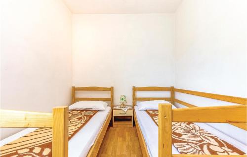 Vinodolska opcina Apartamento | 2 Bedroom Awesome Apartment In Grizane