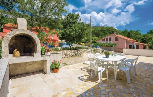 Vinodolska opcina Apartamento | 2 Bedroom Awesome Apartment In Grizane
