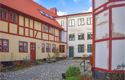 Ystad Apartamento | 2 Bedroom Awesome Apartment In Ystad